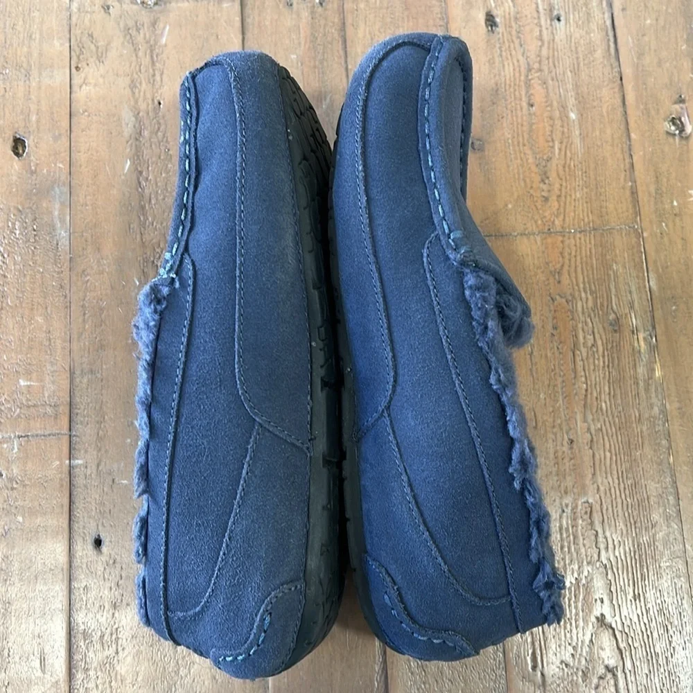 Ugg ascot navy suede slippers
